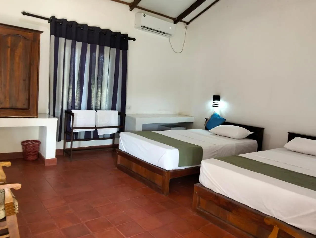 Hotel Tiara Elephant Lodge Habarana